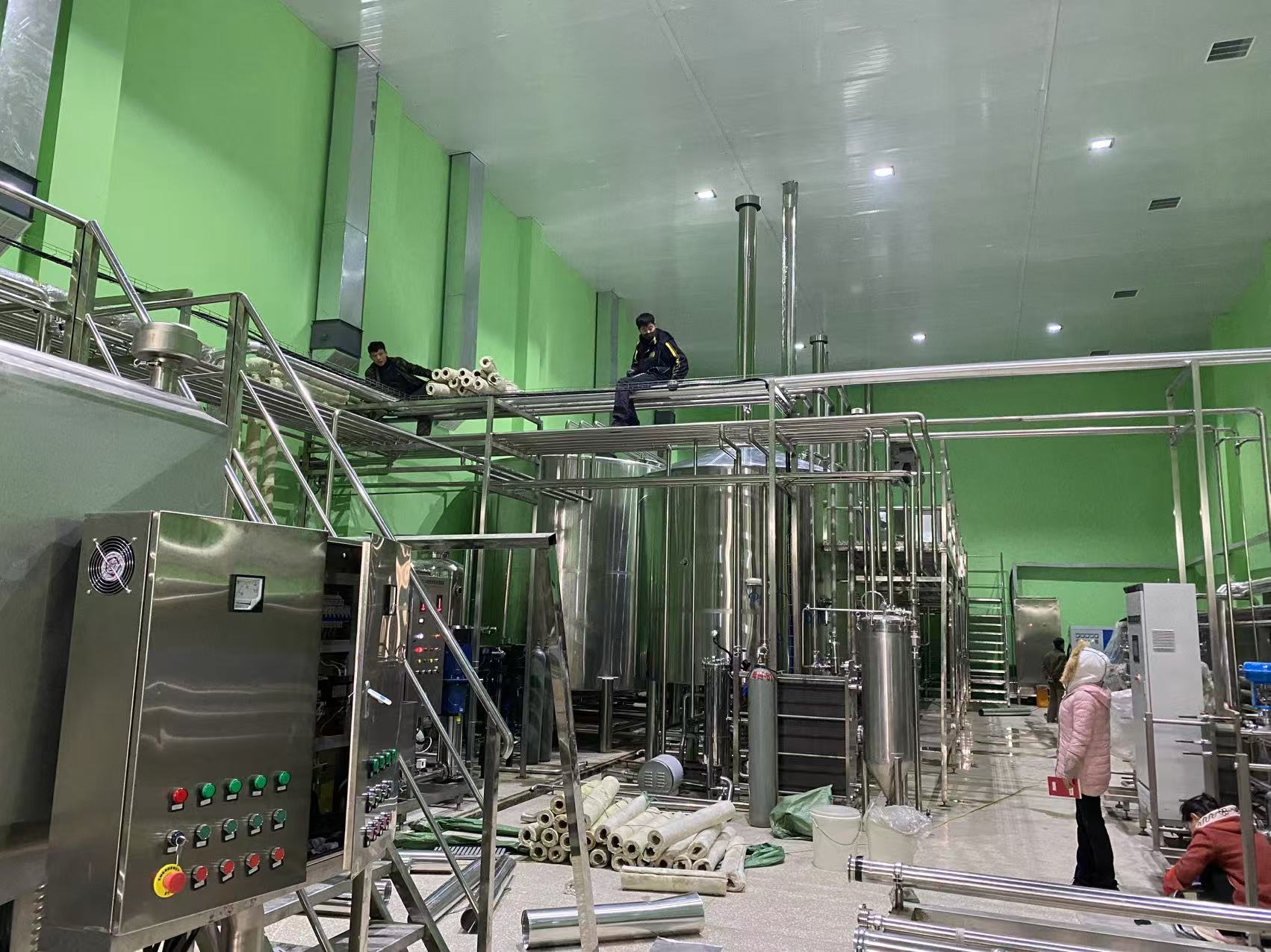 滦平精酿啤酒设备厂—精酿啤酒设备制造：传承工艺与创新科技的交融